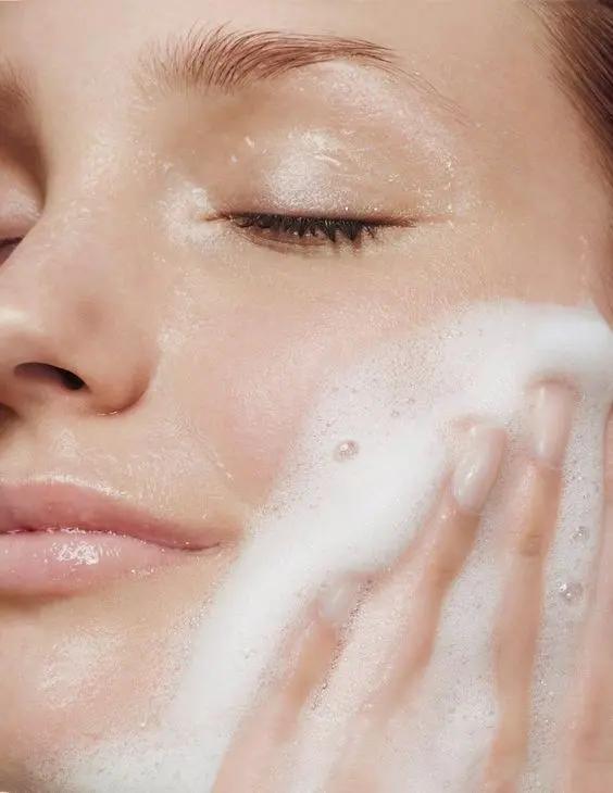 SKIN1004 Madagascar Centella Ampoule Foam 125 ml MAAS K-BEAUTY Korean Cosmetics