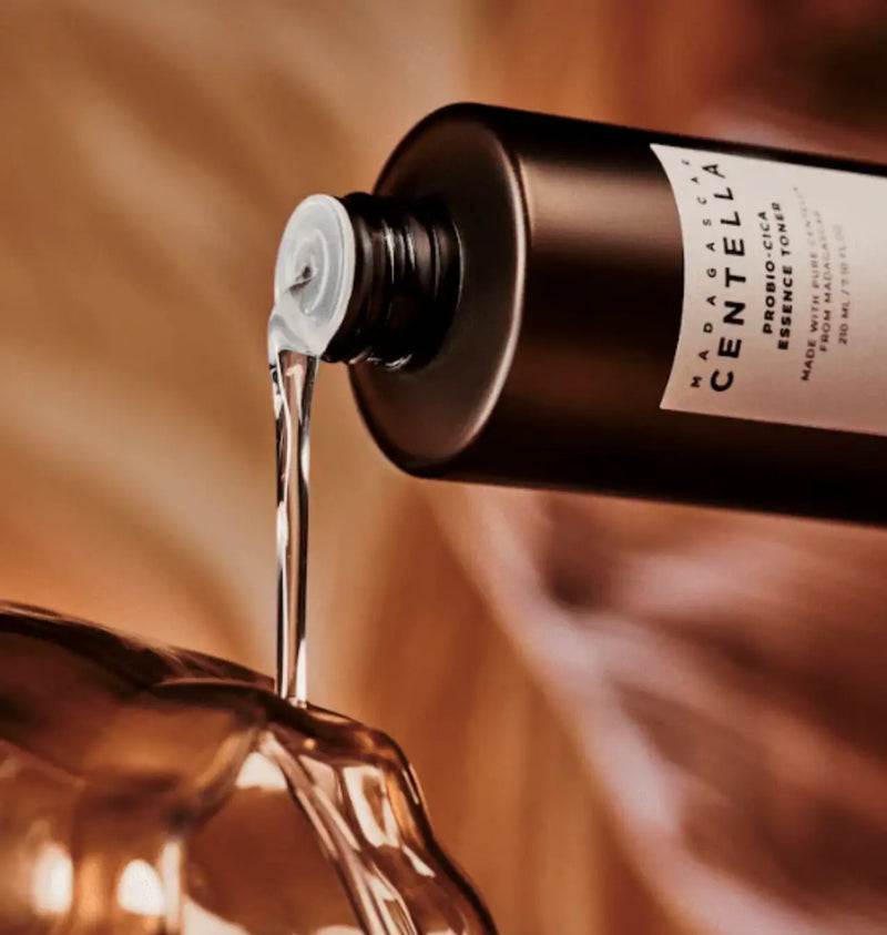 SKIN1004 - Madagascar Centella Probio-Cica Essence Toner - Lotion tonique hydratante 210ml MAAS K-BEAUTY PARIS
