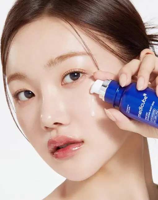 MEDICUBE - One Day Exosome Shot 2000 (30 ml) MAAS K-BEAUTY Korean Cosmetics